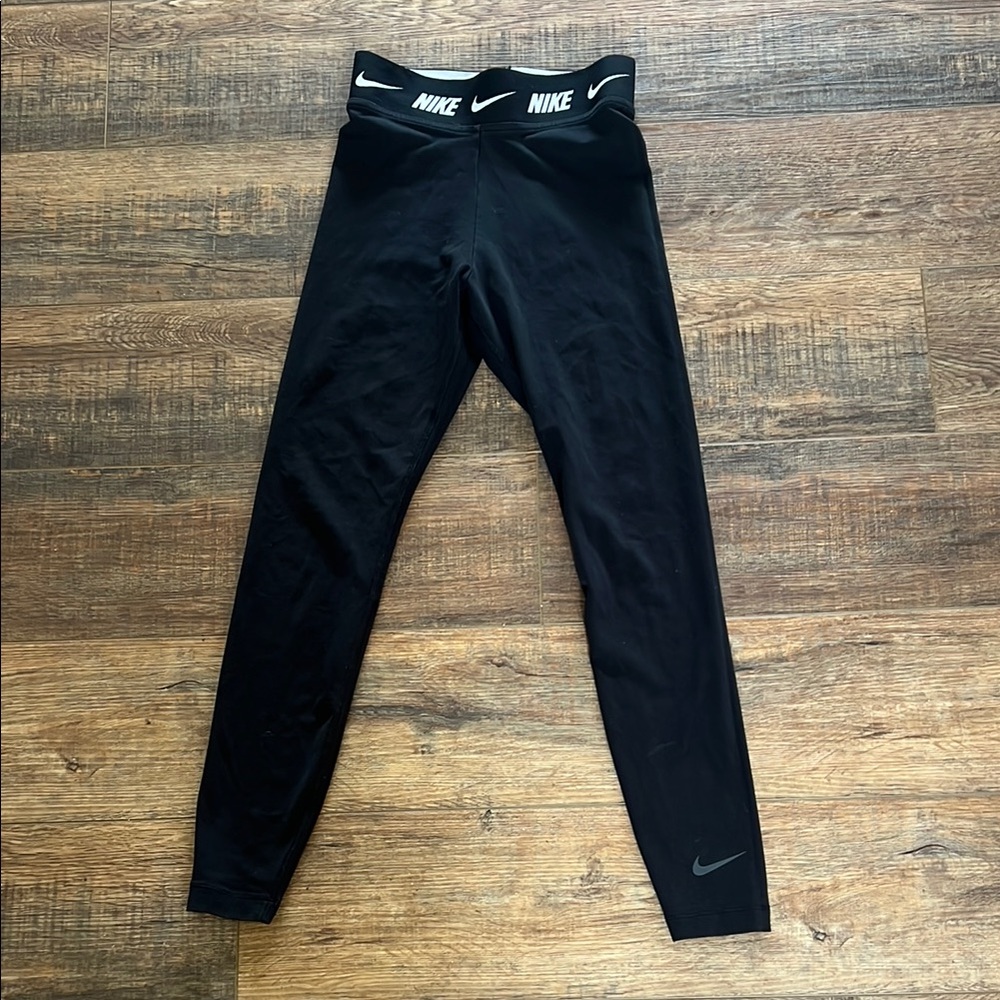 Nike Black Leggings Full-Length Stretchy Fit